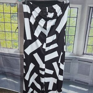 SHEIN Black and White Geometric Jumpsuit